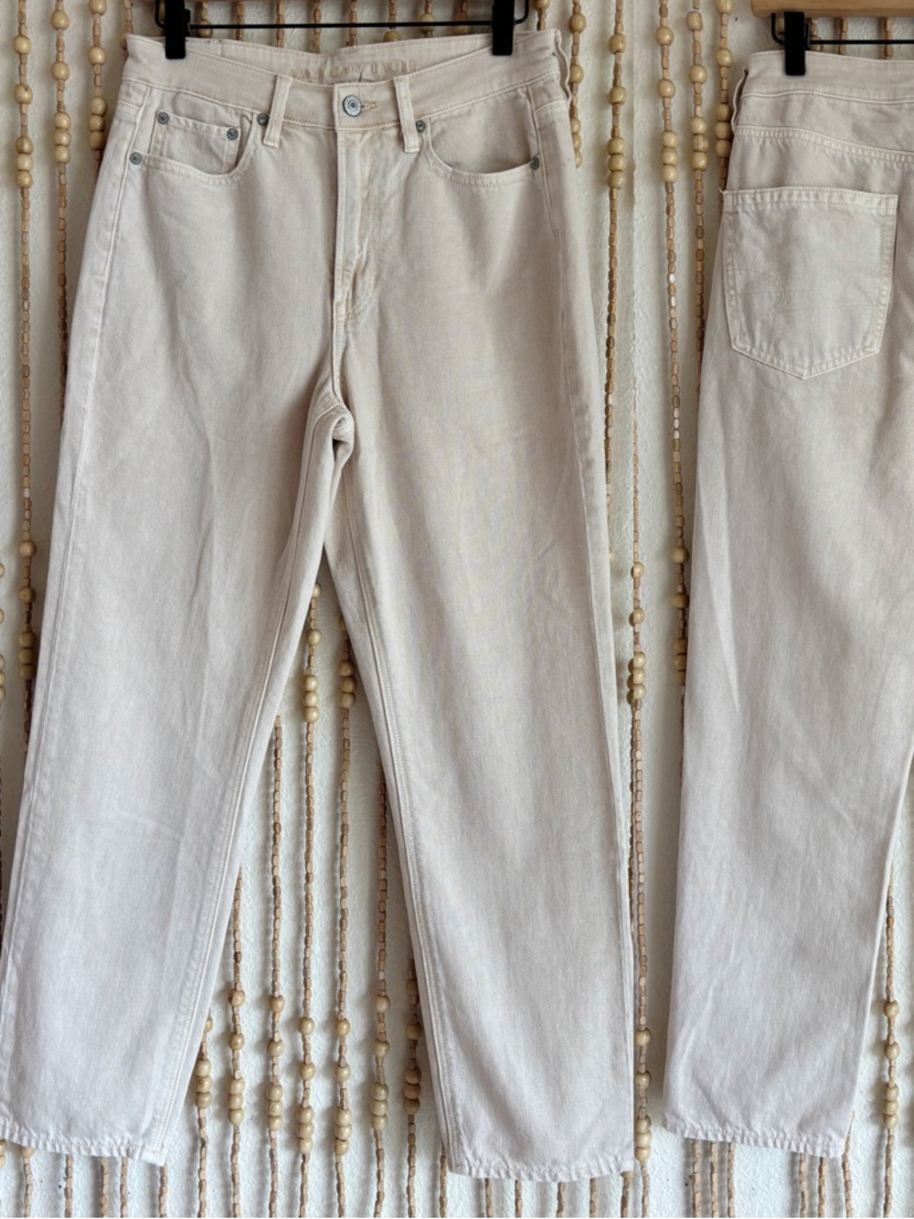 AEO Light Cream Mom Straight Lagen Boho Farmers Market Picnic Casual Denim Jeans